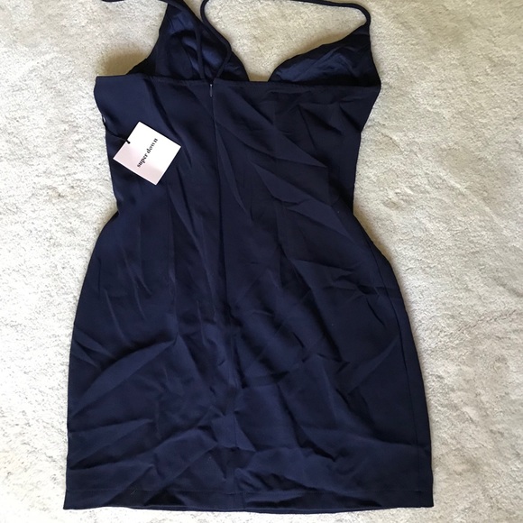 Revolve sexy mini dress - Picture 2 of 4